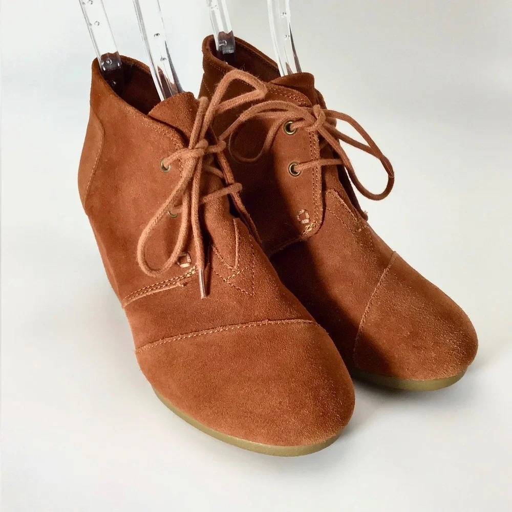 Toms Kala Rust Brown Lace Up‎ Suede Wedge Heels Ankle Boot Booties Women's 7.5